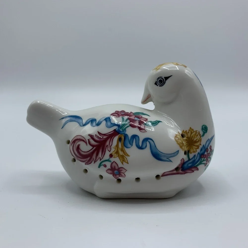 Vintage Elizabeth Arden Porcelain Pigeon Potpourri Holder Palais De Versailles